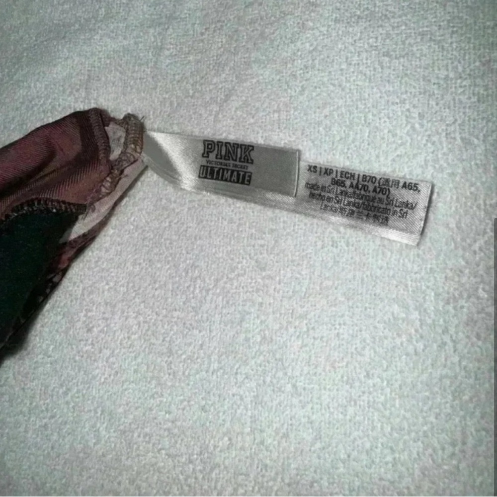 Victoria’s Secret PINK Sportsbra Snakeskin Print with Mesh Detail - Picture 5 of 6